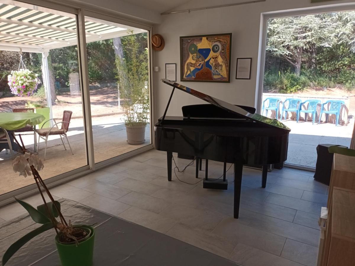 Chambres Tomate, Dans Maison Avec Petit Escalier A 6Km Du Festival De Piano De La Roque D'Antheron Rognes ภายนอก รูปภาพ
